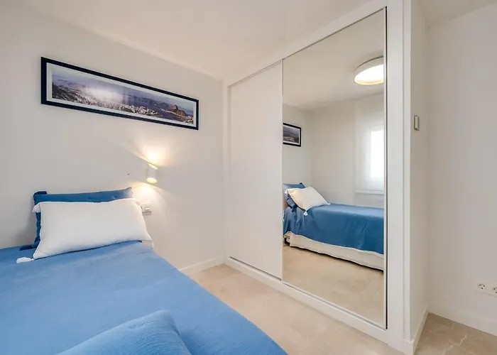 Lxr Niza 3hab Frente Al Mar フエンヒロラ